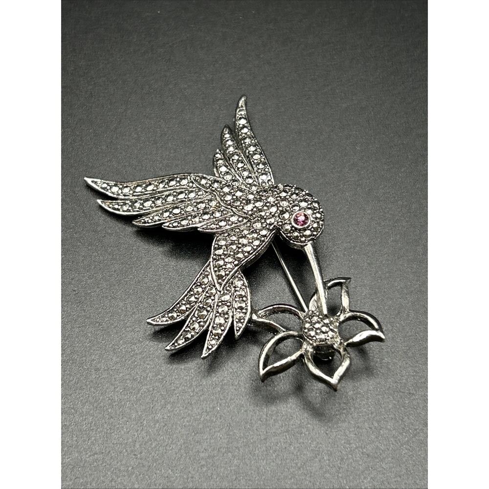Avon Hummingbird Signed Brooch Pin Silver Marcasite Purple Rhinestone Vintage